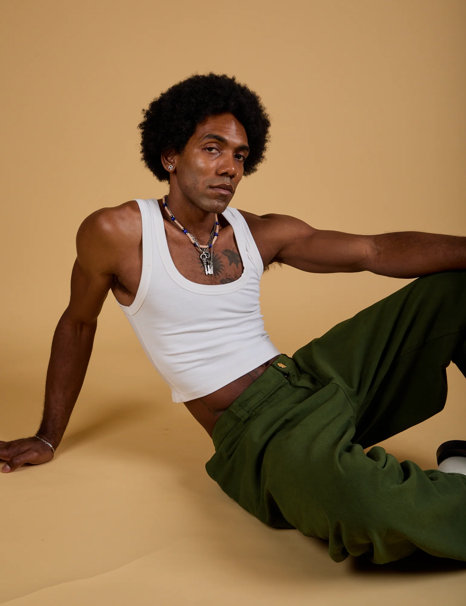 Baggy Mid-Rise Trousers - Evergreen - Image 19