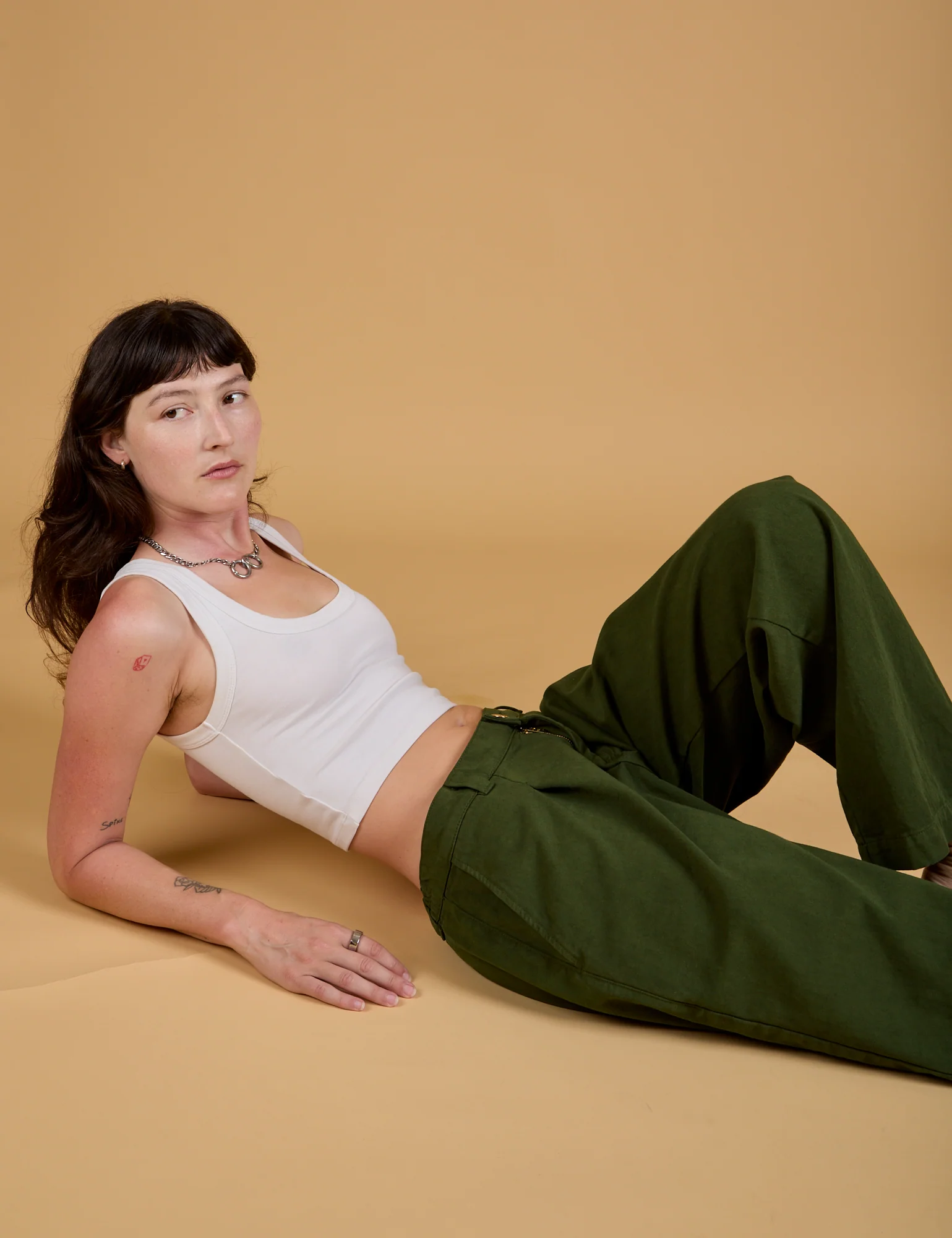 Baggy Mid-Rise Trousers - Evergreen - Image 27